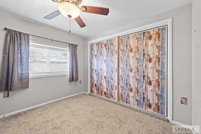 Building Photo - Single Family Home For Rent