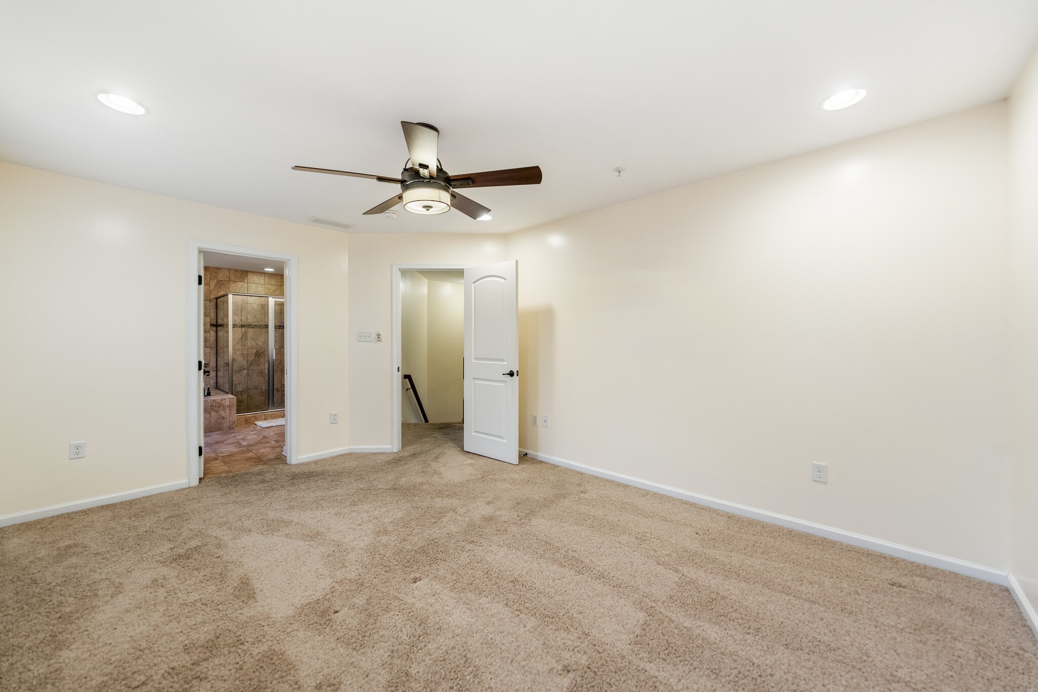 Building Photo - 3114 Raintree Dr