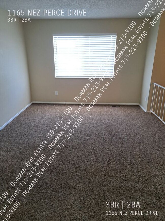 Building Photo - $500 OFF the first month of rent! Nice 3 b...