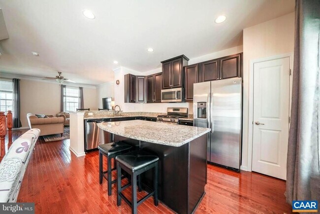 Building Photo - 2111 Elm Tree Knoll