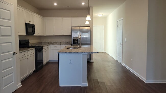 Building Photo - $500 off one month!!!  Call for details. Section 8 Welcome!!!  "Charming 3-Bed Oasis with Granite...