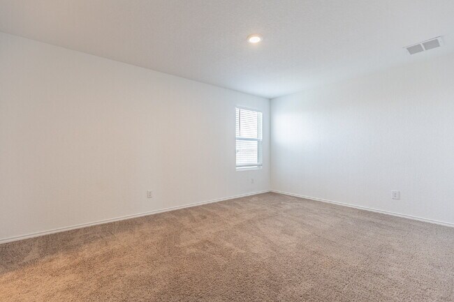 Building Photo - 5319 Hornbeck Hts