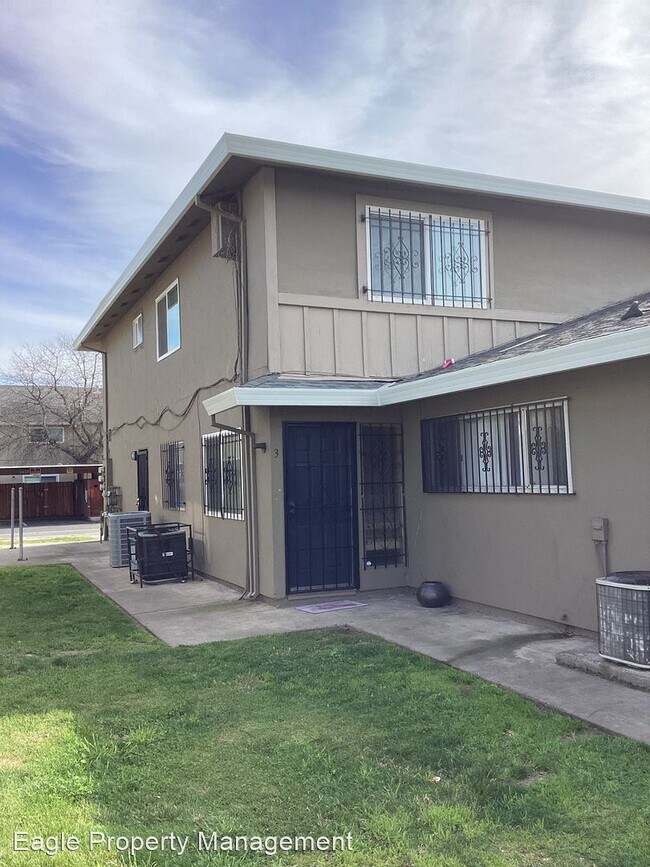 Building Photo - 2 br, 1 bath House - 4440 Calandria Street #3