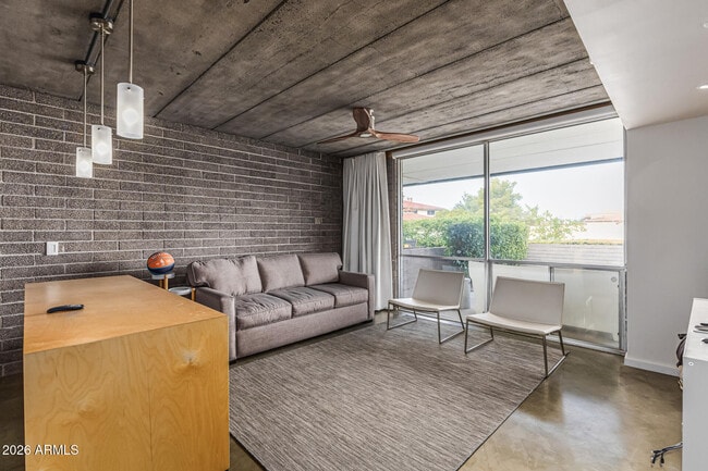 Building Photo - 7601 E 2nd St