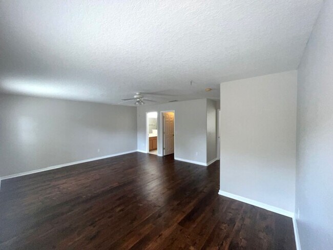 Building Photo - 3522 Caruso Pl