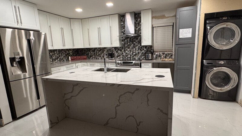 Building Photo - 6727 Sheridan St