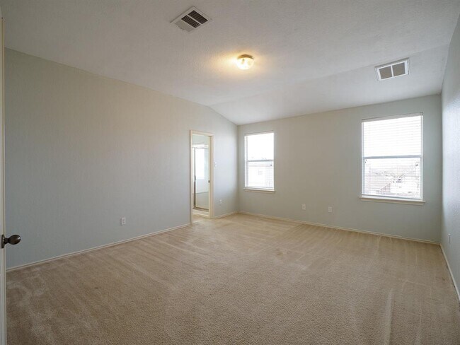 Building Photo - 13504 Richard Nixon St