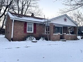 Building Photo - 2BR Eastside House