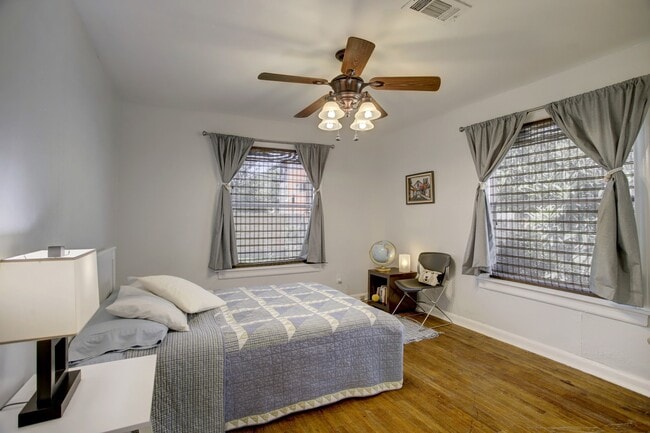 Building Photo - 4301 Phil St