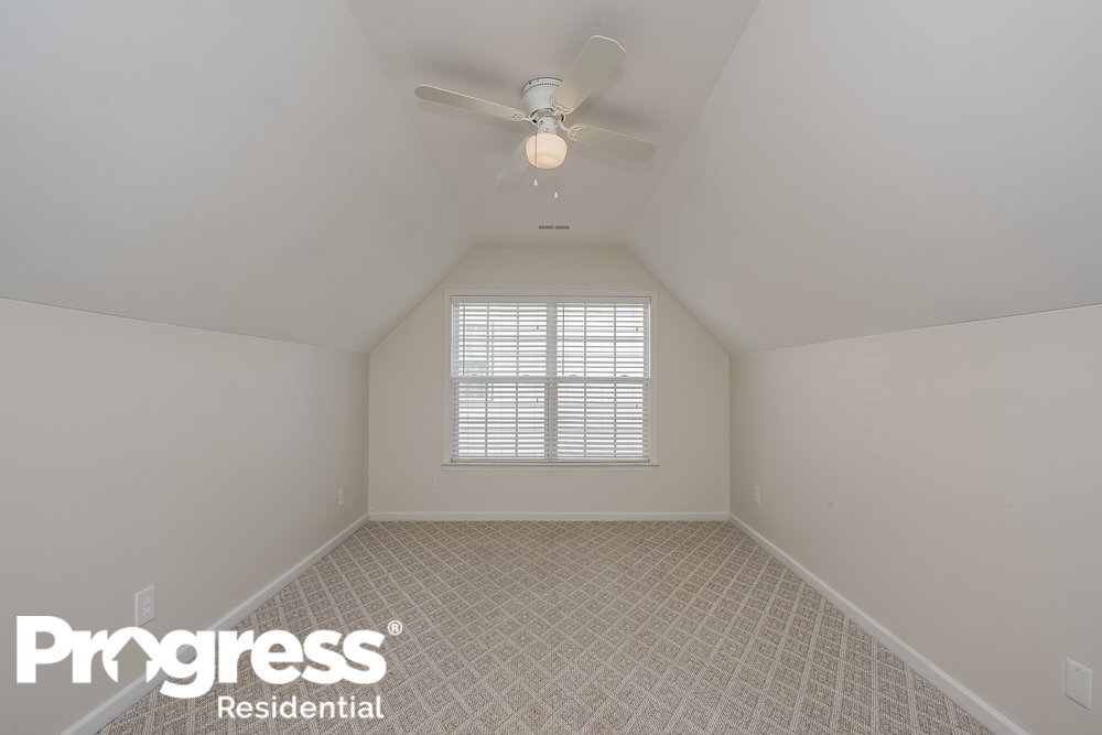 Building Photo - 5010 Stowe Derby Dr