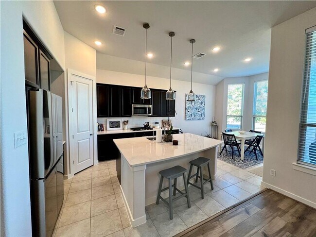 Building Photo - HONEY STOP THE CAR!!!!  Siena Subdivision/ 4 bedroom/Single Story/Round Rock / Hutto ISD