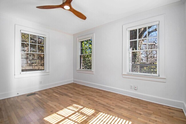 Building Photo - 2 Bedroom in Intown Atlanta