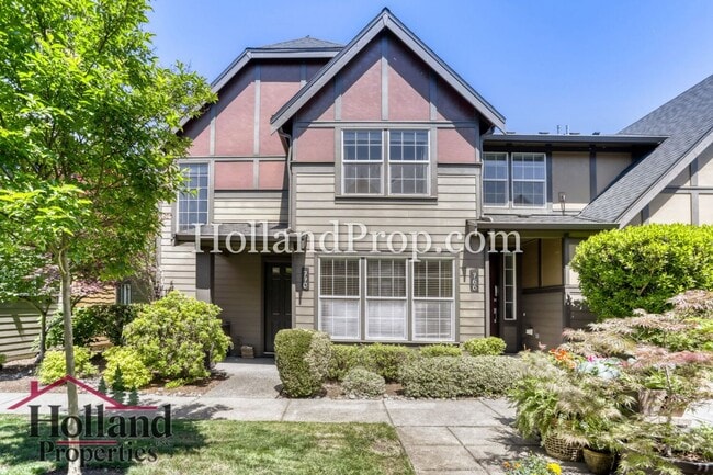 Building Photo - Comfortable & Convenient Hillsboro Living!