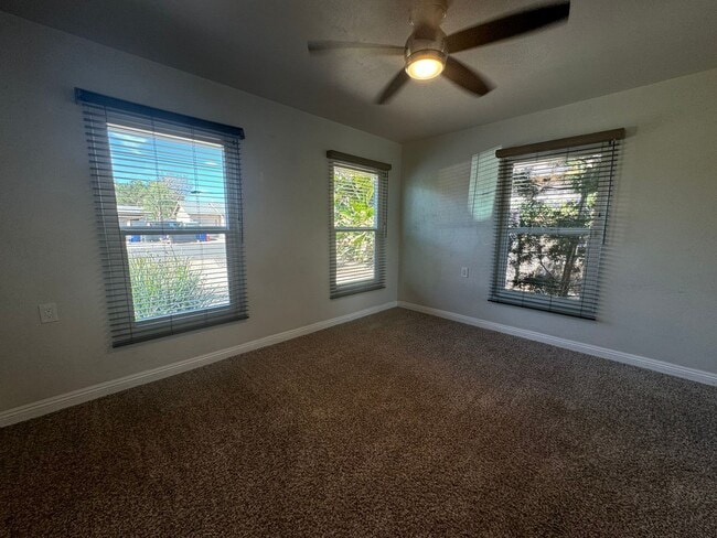 Building Photo - 3BR/2BA HOME available NOW in FLETCHER PAR...
