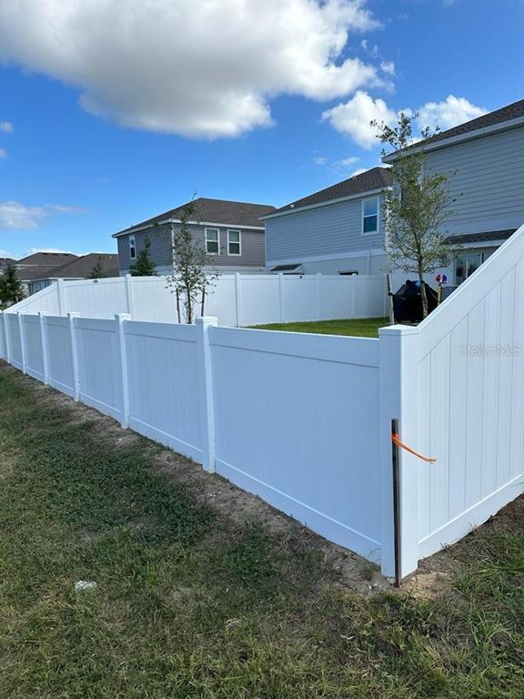 Building Photo - 836 Daring Dr