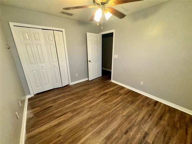 Building Photo - 533 Cresting Oak Cir