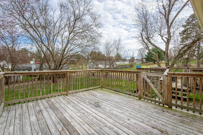 Building Photo - 420 Smitherman Rd