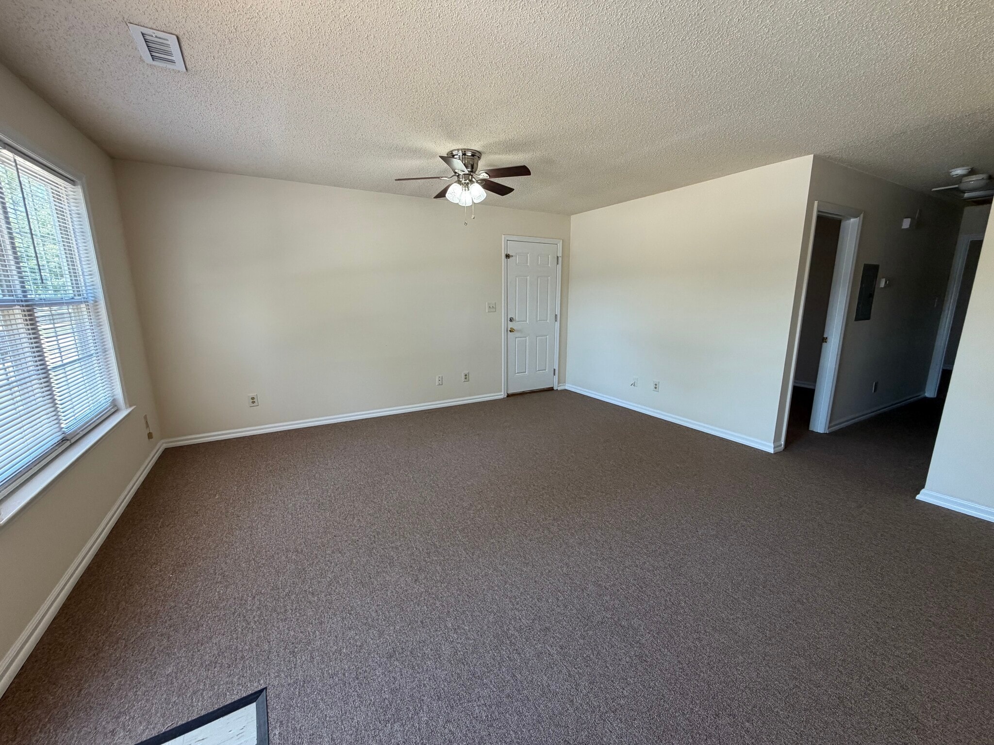 Building Photo - 2139 Barefoot Park Ln SW