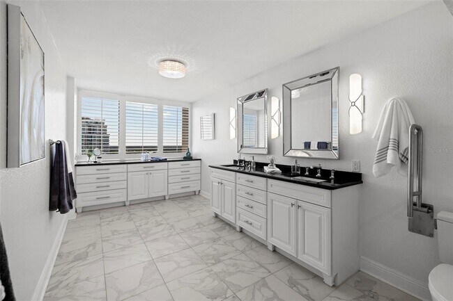 Building Photo - 3301 Bayshore Blvd