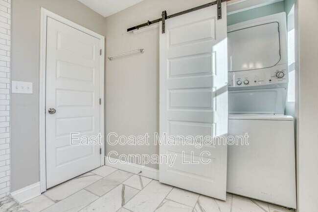 Building Photo - 1623 E Baltimore St