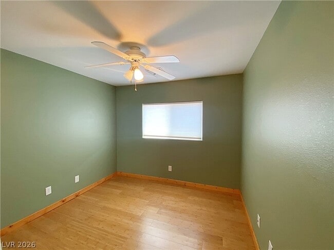 Building Photo - 6496 Robusta Ct