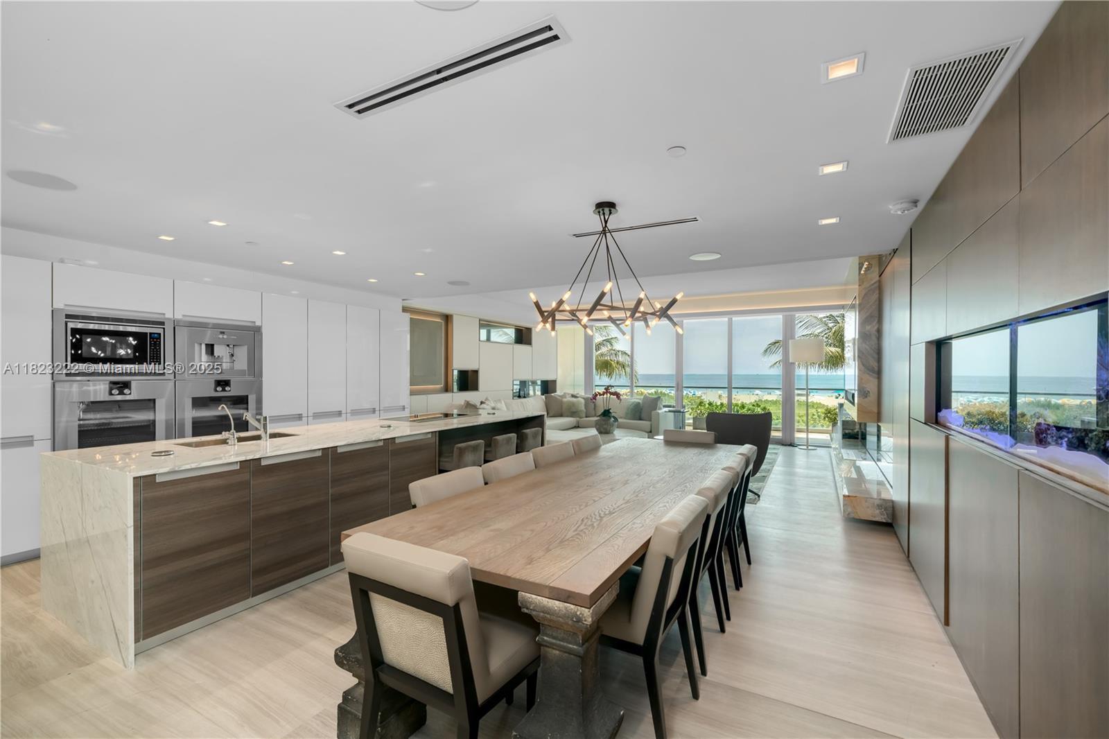 Building Photo - 321 Ocean Dr