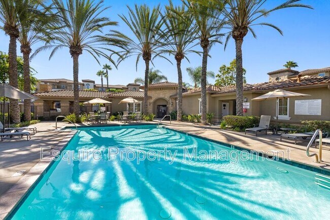 Building Photo - 232 Lightwood St