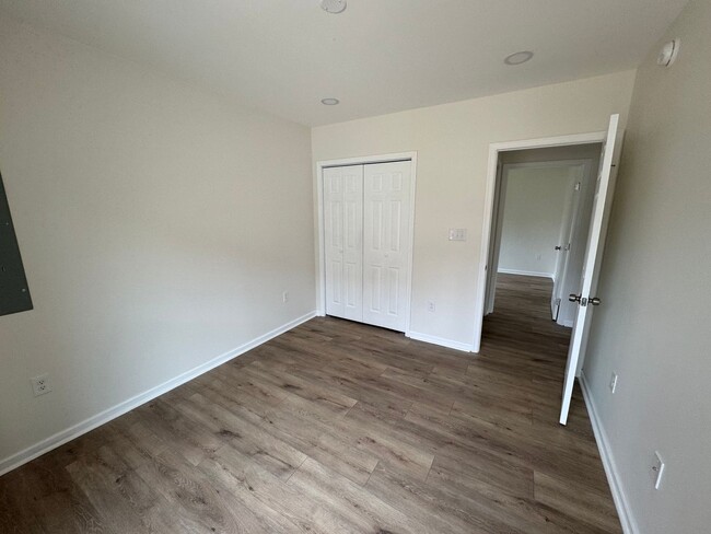 Building Photo - New construction 3 bed 2 bath with spaciou...