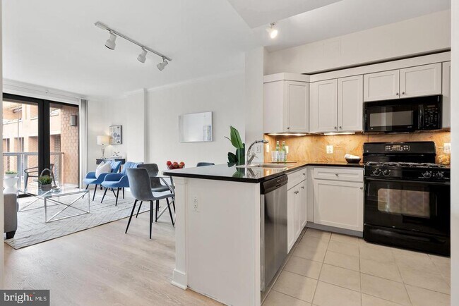 Building Photo - 631 D Street NW