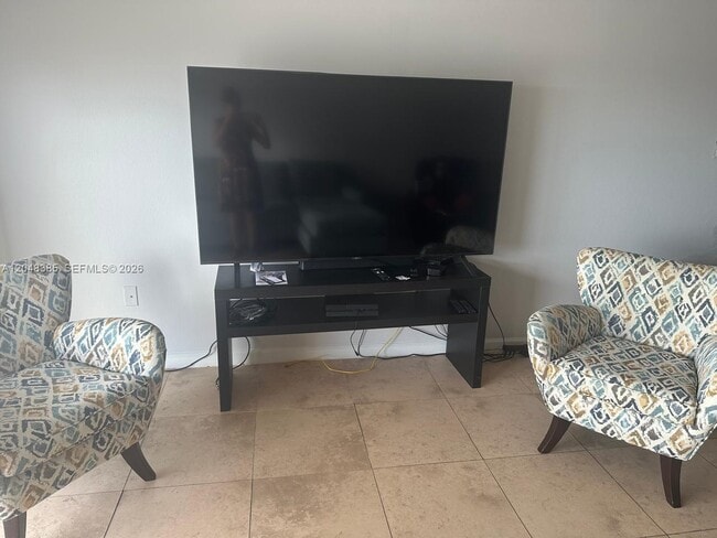 Building Photo - 18041 Biscayne Blvd