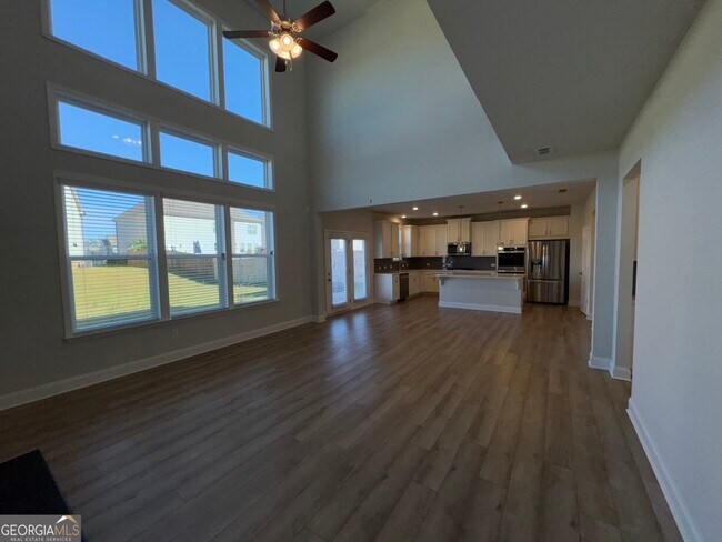 Building Photo - 3468 Jasmine Wy