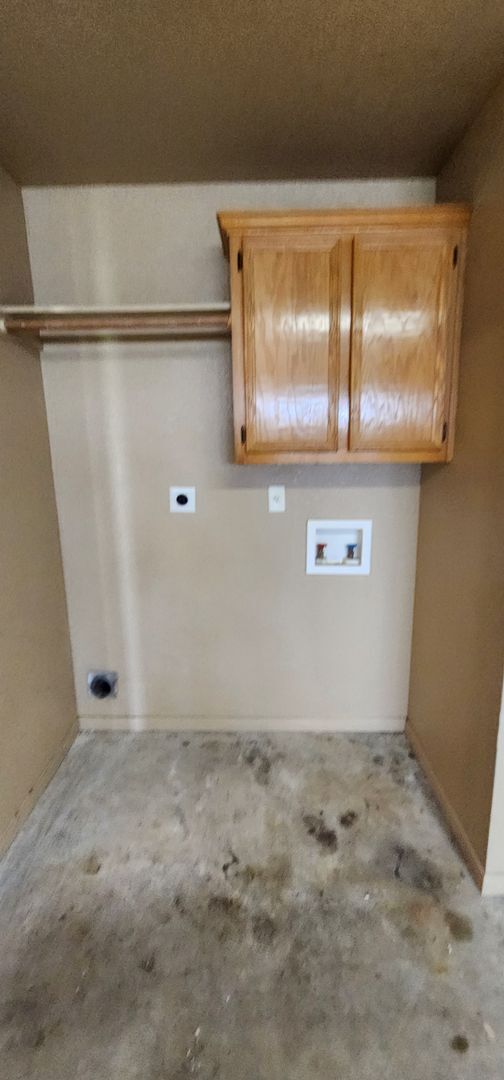 Building Photo - 3 Bedroom / 2 Bath Duplex – Text 201-231-7228 or Call 254-634-7698 for more info