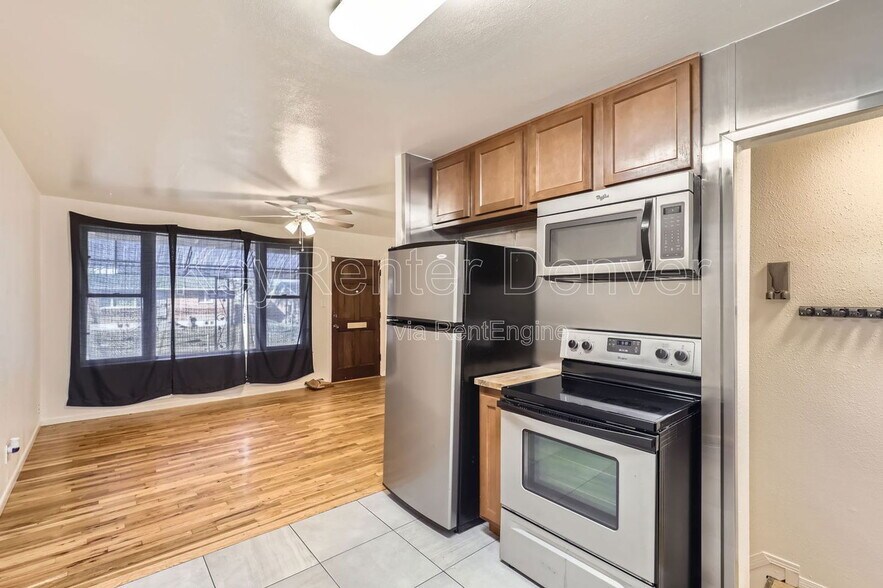 Building Photo - 6630 Magnolia St