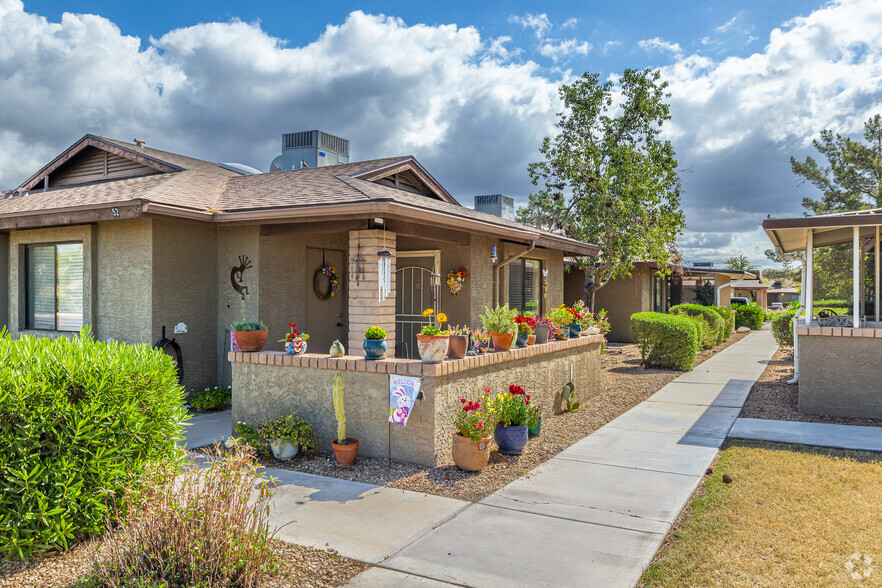 Duplex and Fourplex - LifeStream at Youngtown