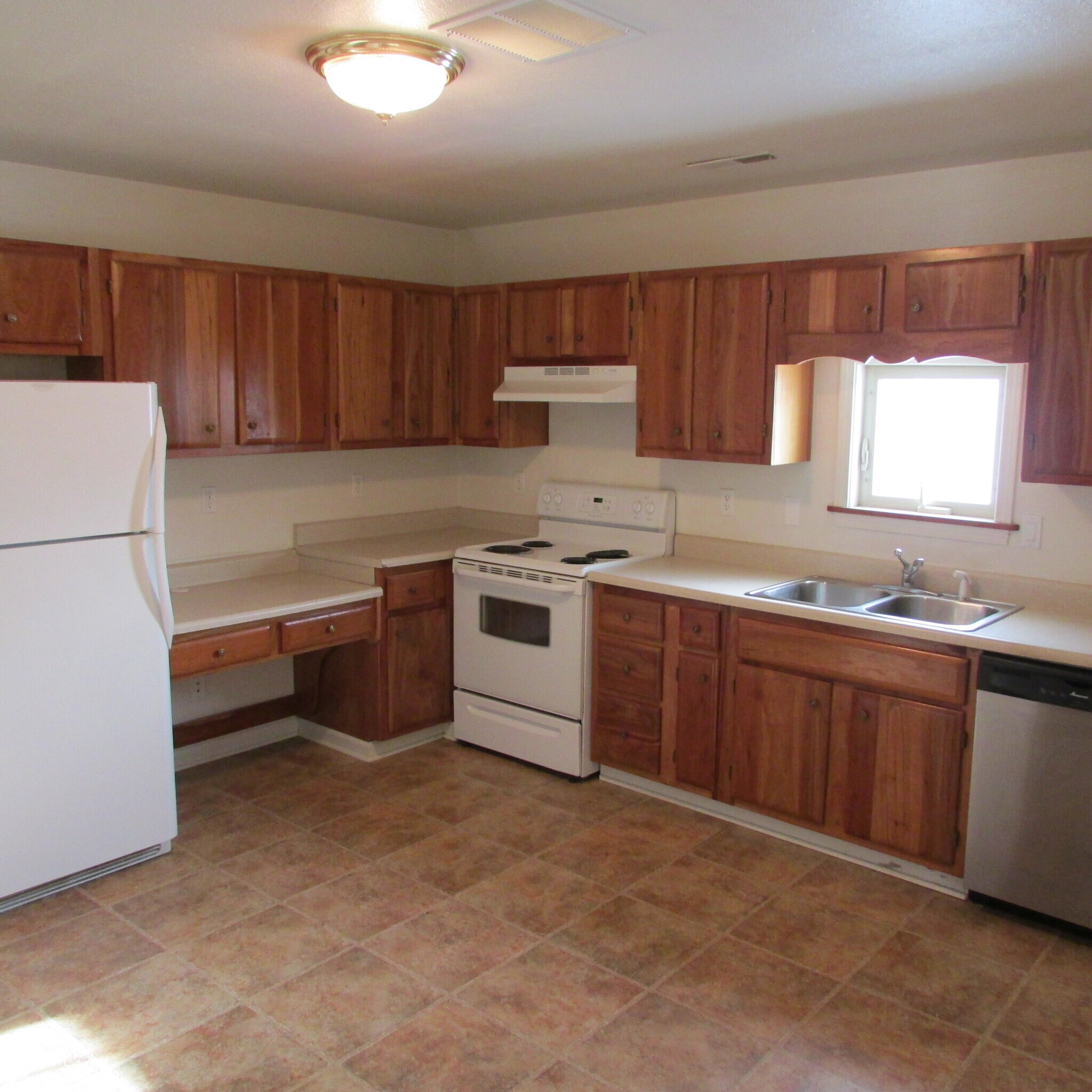 Kitchen - 2152 Frances St