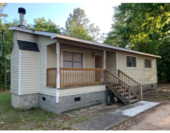 Primary Photo - 2234 Moncrieff St