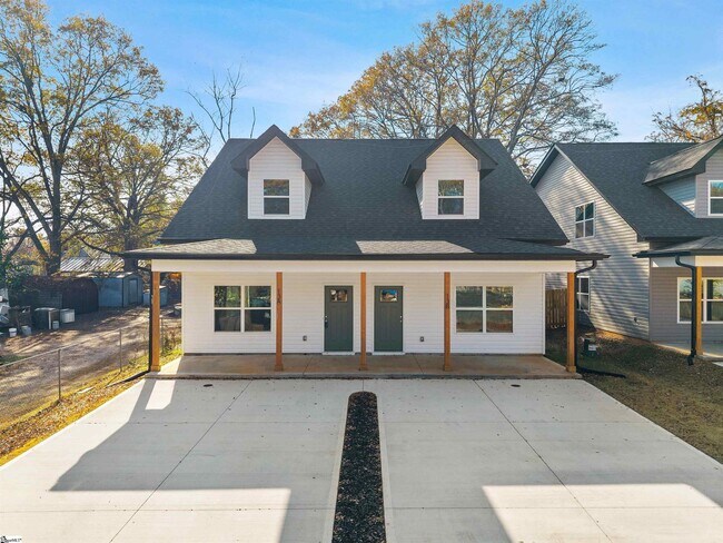 Building Photo - 13 Jamison St