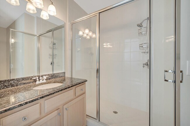 Building Photo - 7168 Lemuria Cir