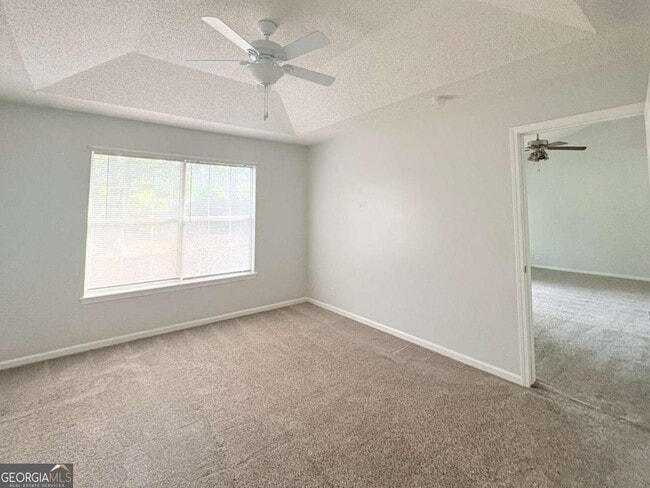 Building Photo - 304 McQueen Cir