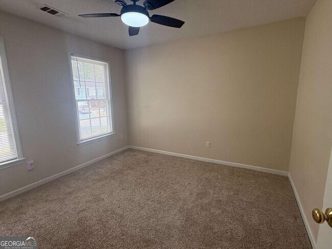 Building Photo - 3105 Binghampton Ln