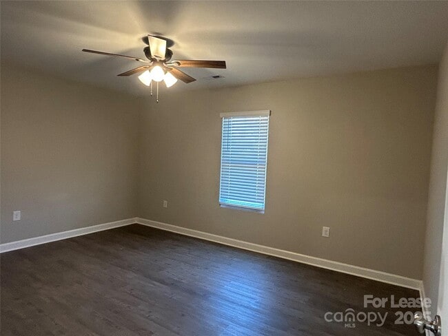 Building Photo - 3301 Paul Elmore Rd