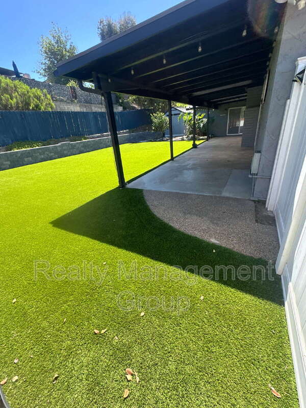 Building Photo - 2388 Windmill View Rd