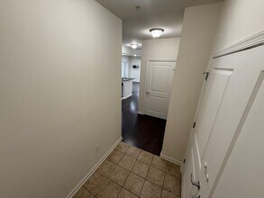 Building Photo - 518 E Celebration Way