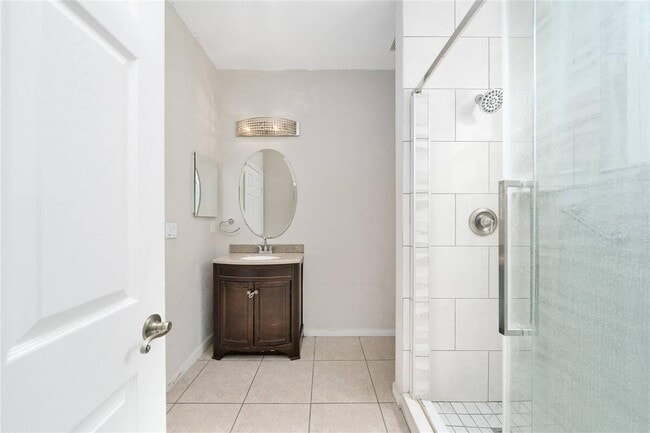 Building Photo - 2962 White Cedar Cir