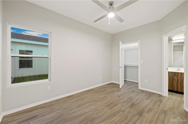Building Photo - 4012 La Vista Ave