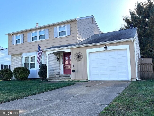 Building Photo - 918 Rockwell Rd