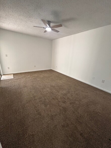 07_Bedroom 2 - 1208 Bush River Rd