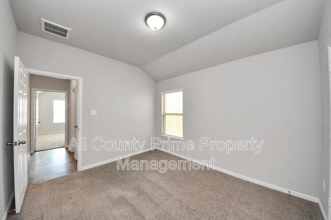 Building Photo - 13318 Villa Sola Dr