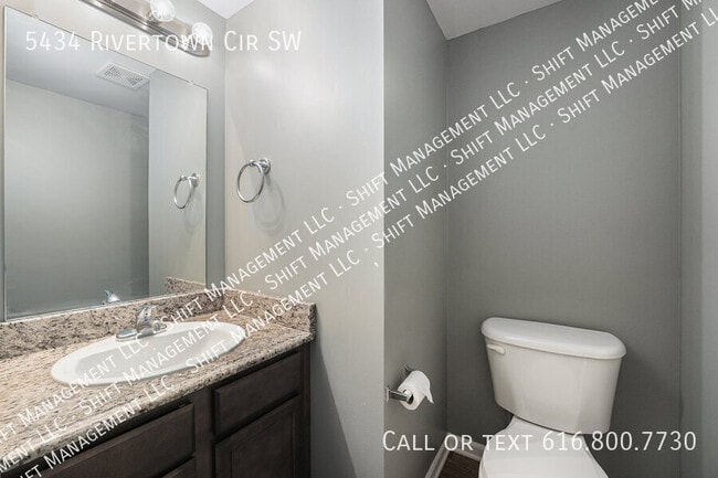 Building Photo - 5434 Rivertown Cir SW