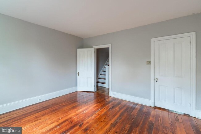Building Photo - 1221 Marlborough St